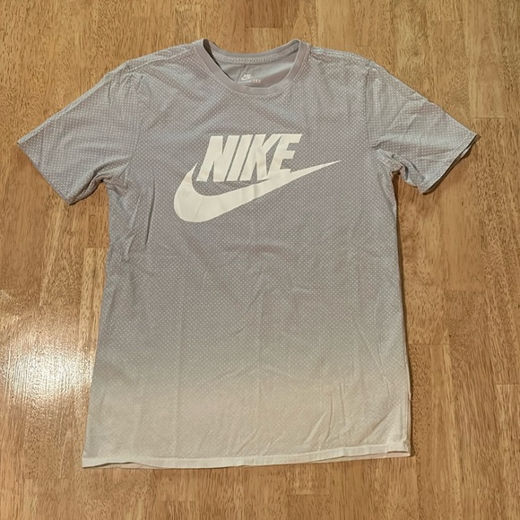 Nike Other - Nike tee